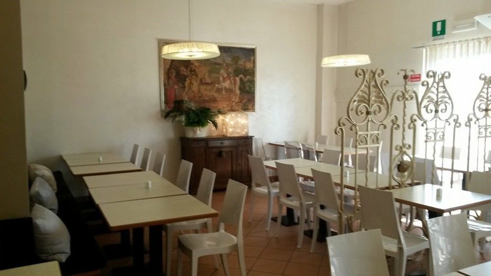欧洲酒店 Pallazzolo sullʼOglio 外观 照片